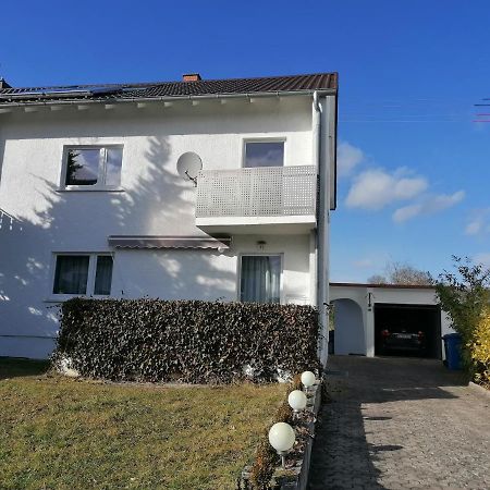 Schoene Einliegerwohnung In Хехинген Экстерьер фото