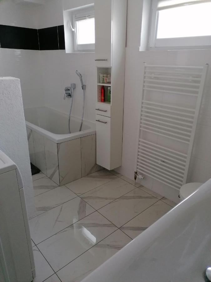 Schoene Einliegerwohnung In Хехинген Экстерьер фото