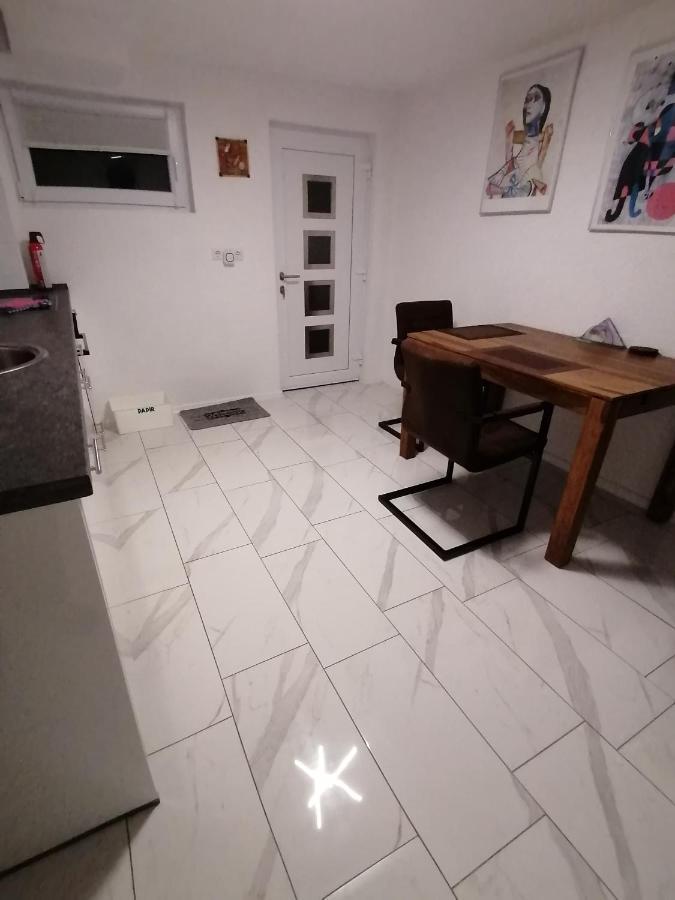 Schoene Einliegerwohnung In Хехинген Экстерьер фото