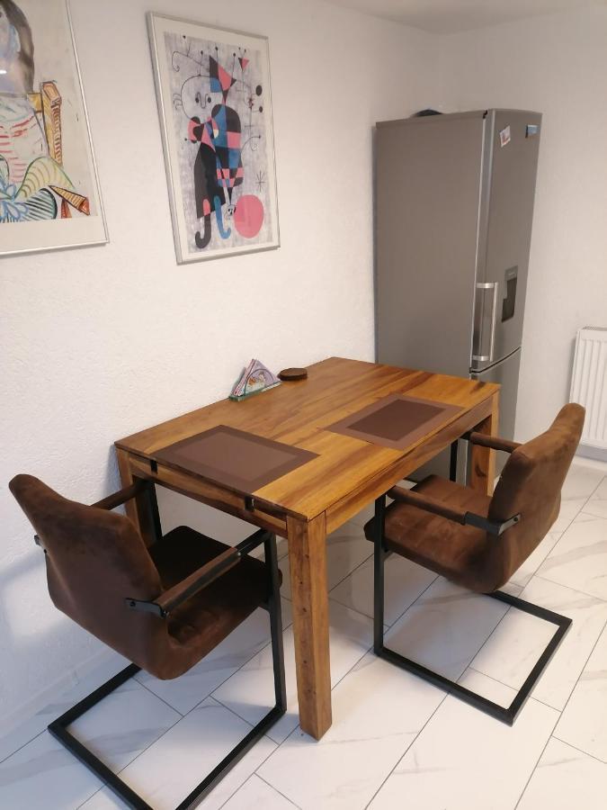 Schoene Einliegerwohnung In Хехинген Экстерьер фото
